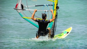 windsurfing-1404208_1920